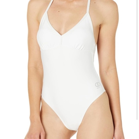 Dkny Other - DKNY Women's Standard Elastic Strap White One Piece Swimsuit XL Beach, pool cute